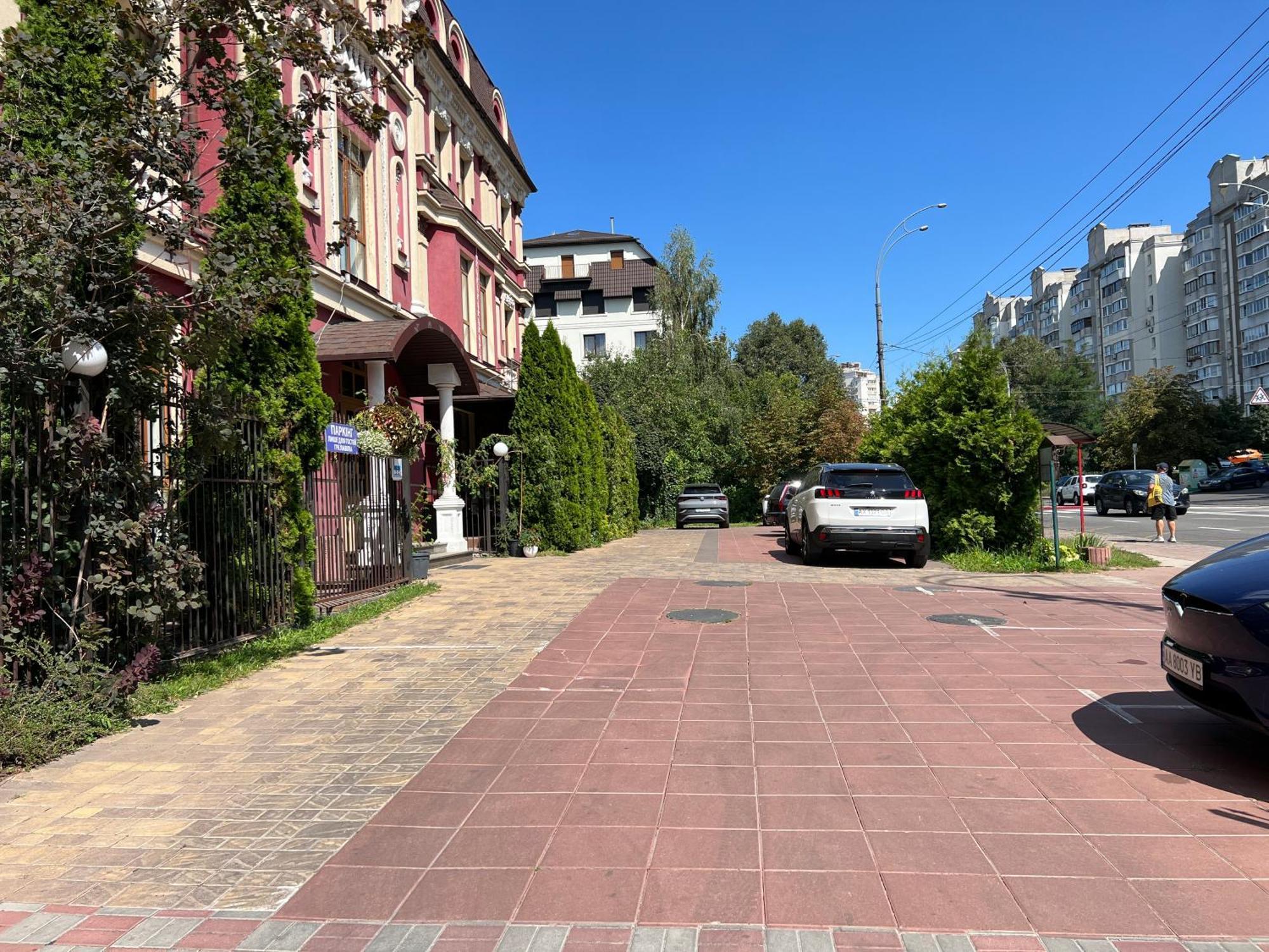 Hotel Lavilia Kiew Exterior foto