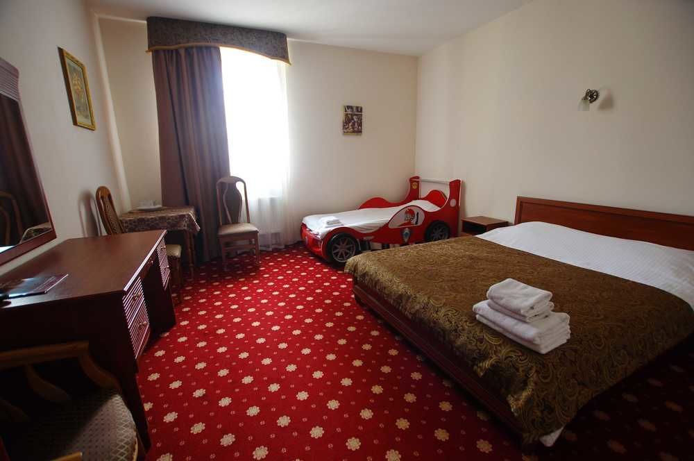 Hotel Lavilia Kiew Exterior foto
